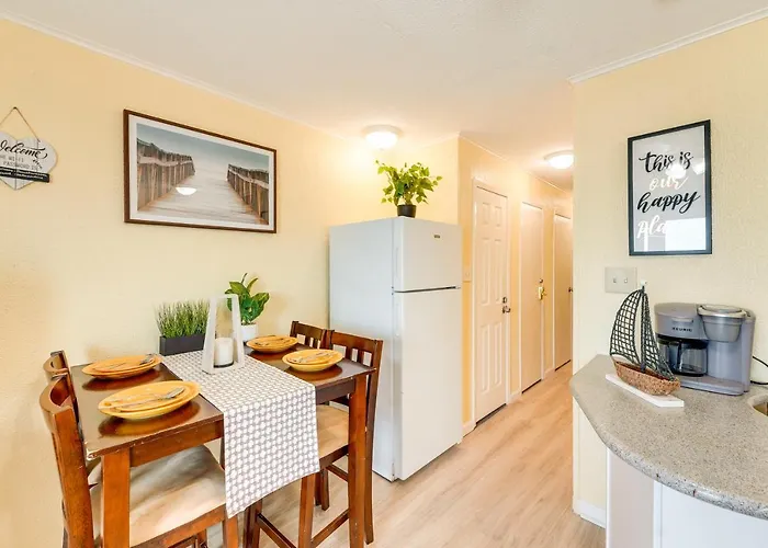 Beachfront Corpus Christi Condo With Pool Access!