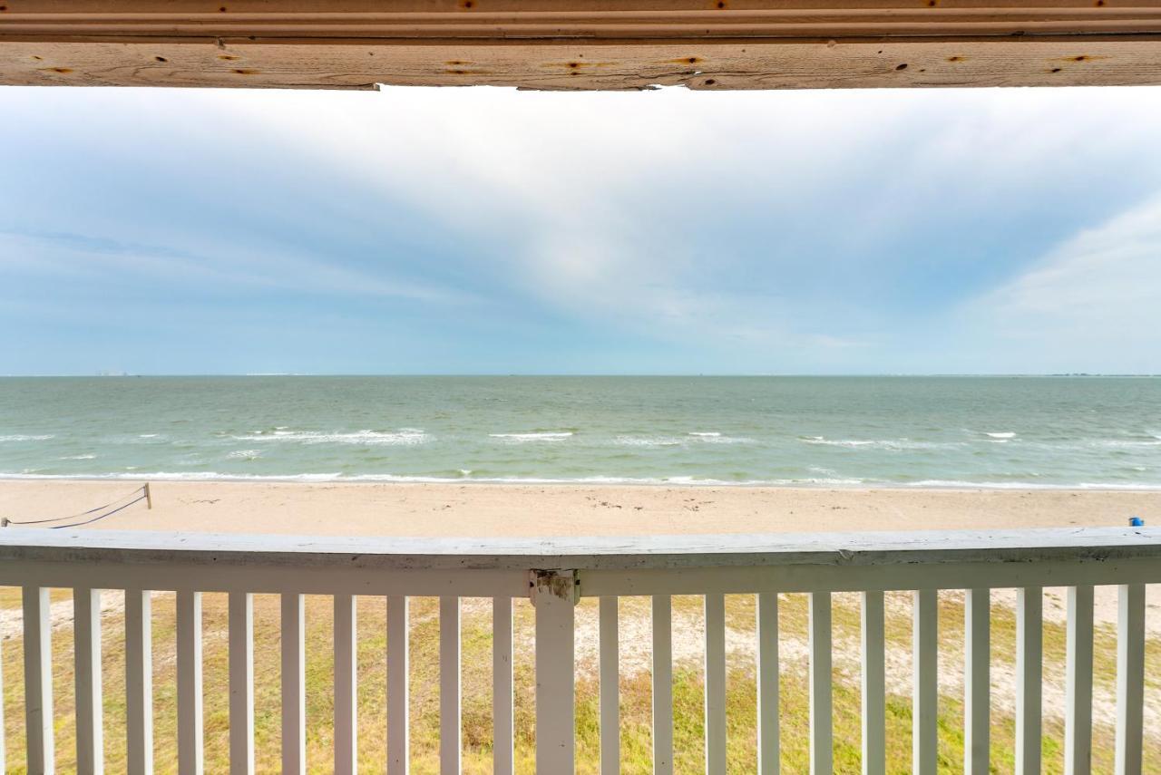 Beachfront With Pool Access! Apartment Corpus Christi