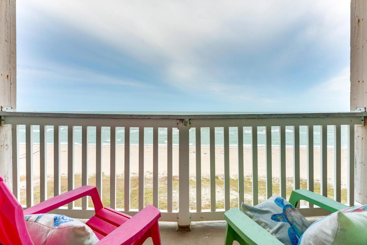 Apartment Beachfront With Pool Access! *