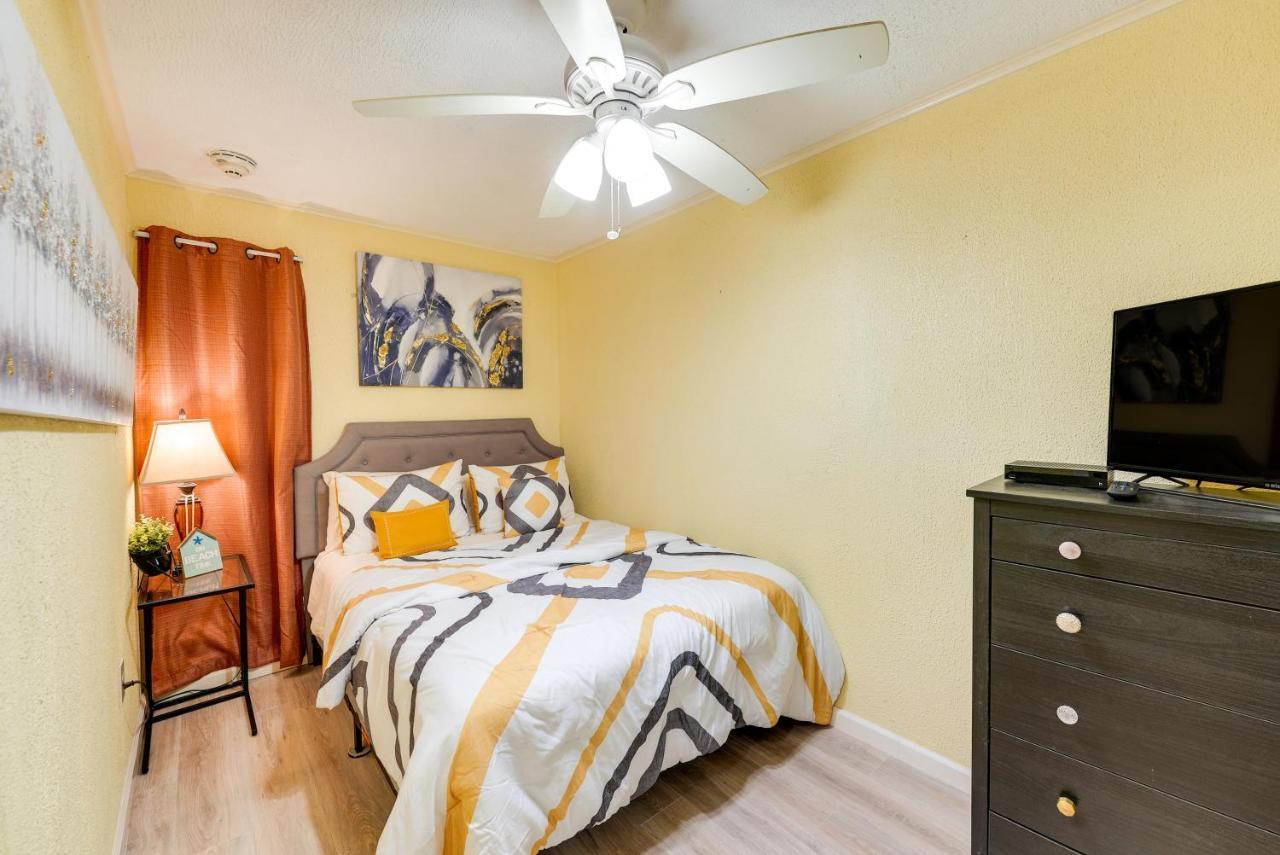 Beachfront With Pool Access! Apartment Corpus Christi